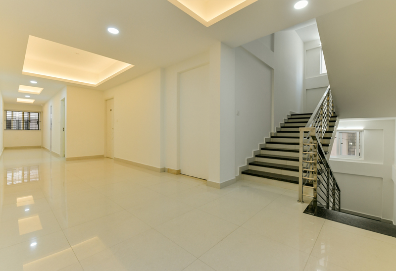 hotel near Ernakulam town station